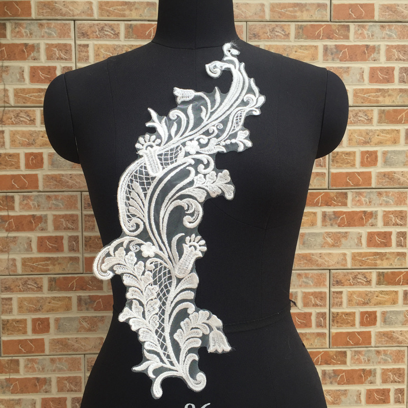 人造丝材质欧式花纹平绣蕾丝花片对花婚纱礼服服装配件辅料